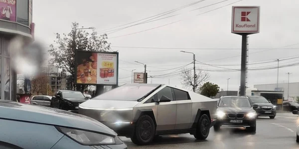 tesla craiova jpg
