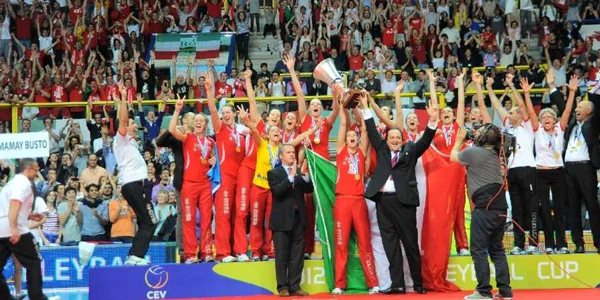 Yamamay Busto Arsizio a câştigat Cupa CEV * Foto: www.cev.lu