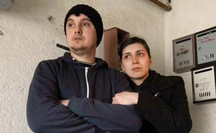 Camelia (24 de ani) şi Valentin Oncescu (27 de ani), părinţii îndoliaţiFoto: Dorin Constanda