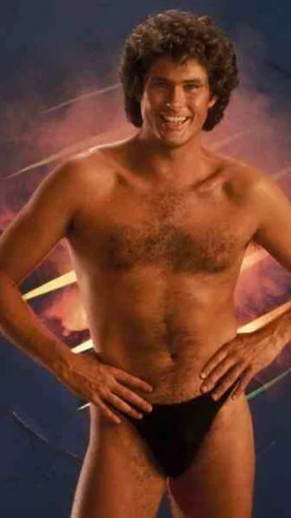 Aşa arăta David Hasselhoff atunci când juca în filmul Baywatch 