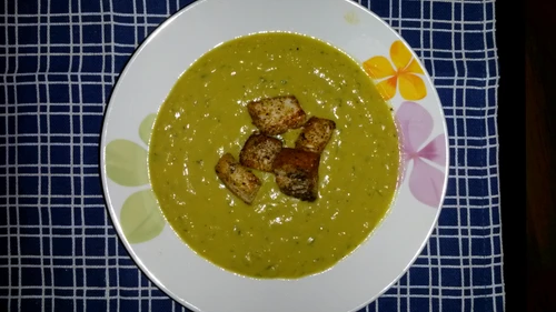 Supa crema de mazare jpeg