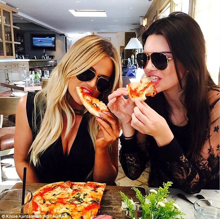 khloe si kendall jpeg