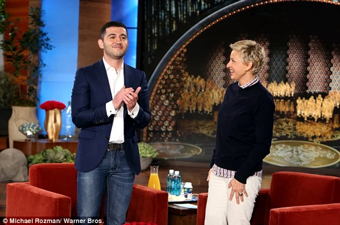 Edgar, cel care a livrat pizza starurilor, a primit 1000 de dolari bacşiş