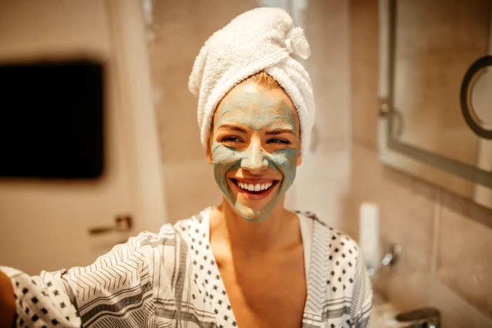 Îți poți face măști cu ingrediente din cămară