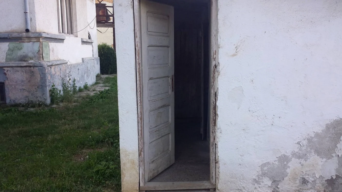 primaria prunisor fara toaleta  FOTO Alexandra Georgescu 
