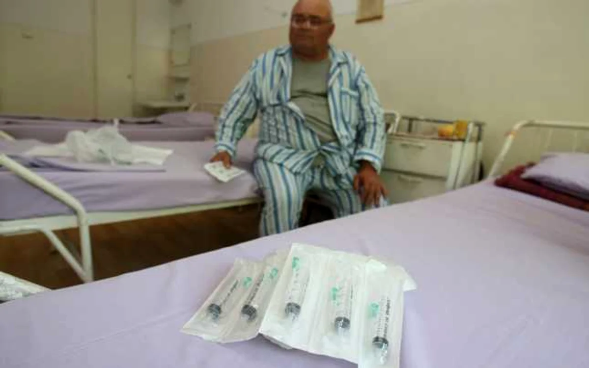 Pacienţii şi-ar putea primii înapoi banii cheltuiţi pe medicamente în perioada internării