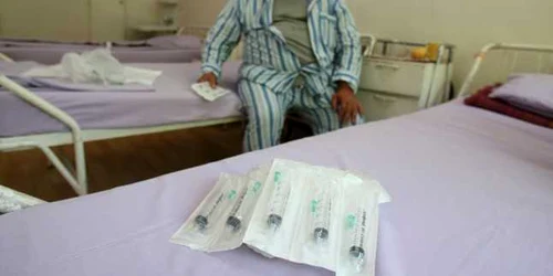 Pacienţii din spital trebuie să-şi cumpere aproape tot necesarul pentru tratament - Constanţa