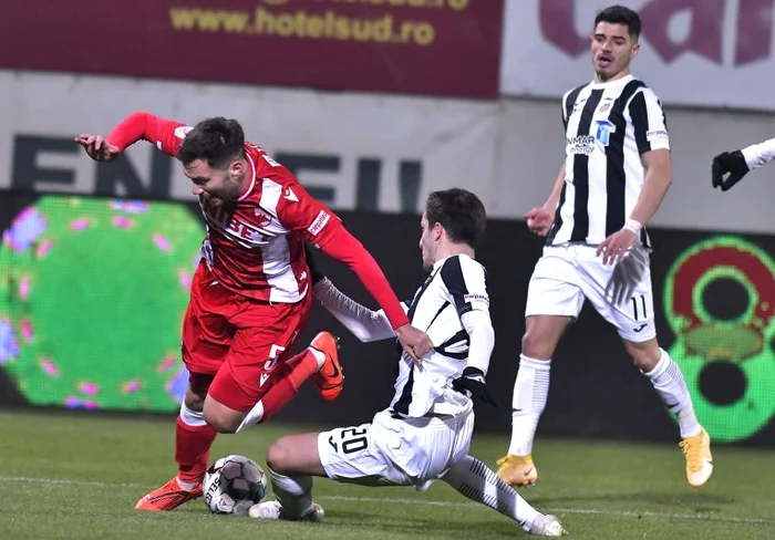 Dinamoviștii au fost reduși la tăcere la GiurgiuFOTO: Sportpictures.eu