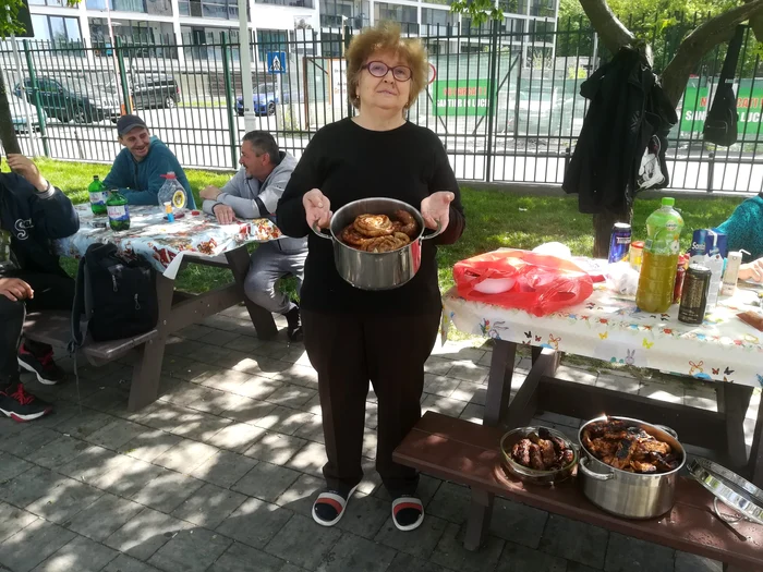 Oala cu friptură nelipsită de 1 Mai