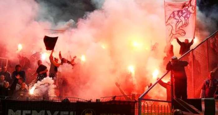 FOTBAL: Suporterii lui Ujpest vor fi excortaţi în Ghencea (VIDEO)