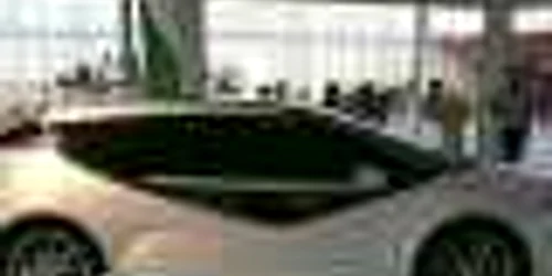 ¨The Rocket¨, maşina visurilor lui Muammar Gaddafi