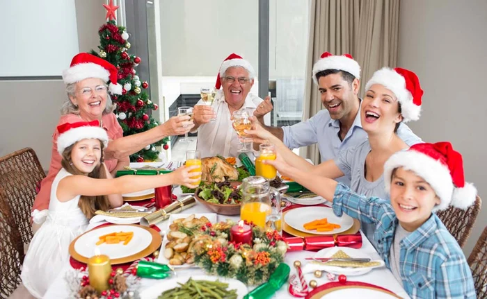 
    Alimentele s-au scumpit anul acesta, dar merită să faci un efort pentru a avea un Crăciun îmbelşugat  