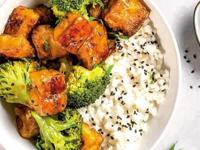 tofu mane cu brocoli jpg