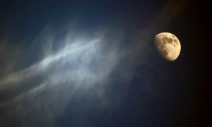 luna 600x400 jpeg