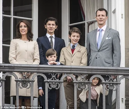 Printii Nikolai, Felix, Henrik și Athena al Danemarcei, deposedati de titluri de Regina Margrethe a II a (2) jpg