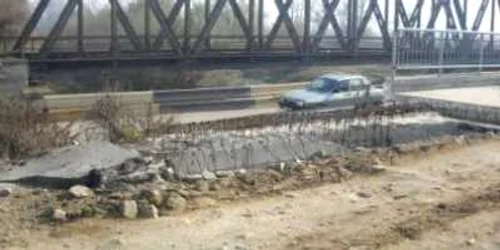 Podul de pe râul Coşuştea, o problemă