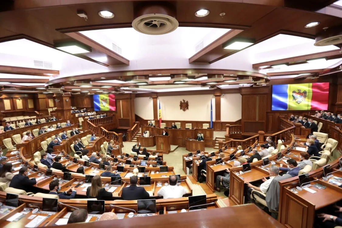 Parlament Moldova