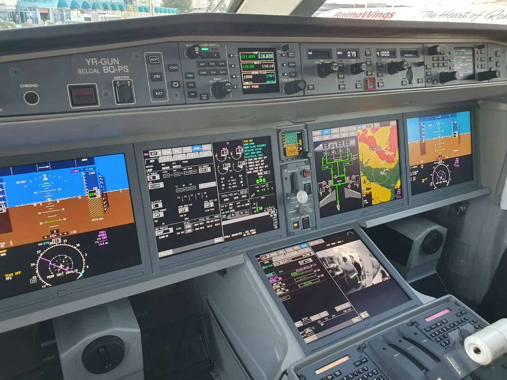 Imagine din cabina Airbusului A 220-300