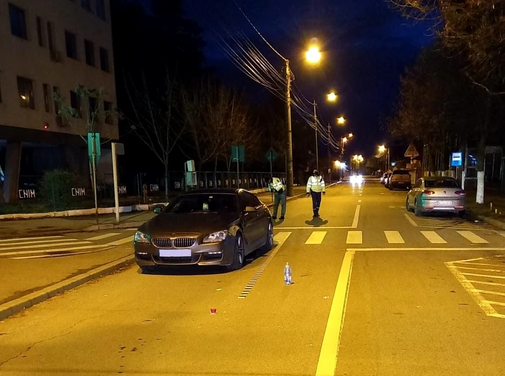 Fetele au fost surprinse pe trecerea pentru pietoni FOTO: martor