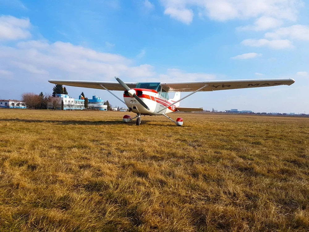 Aerodromul Utilitar "Cioca" din Timişoara FOTO Max Air