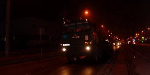 Convoiul militar polonez a întâmpinat probleme mai ales în intersecţii