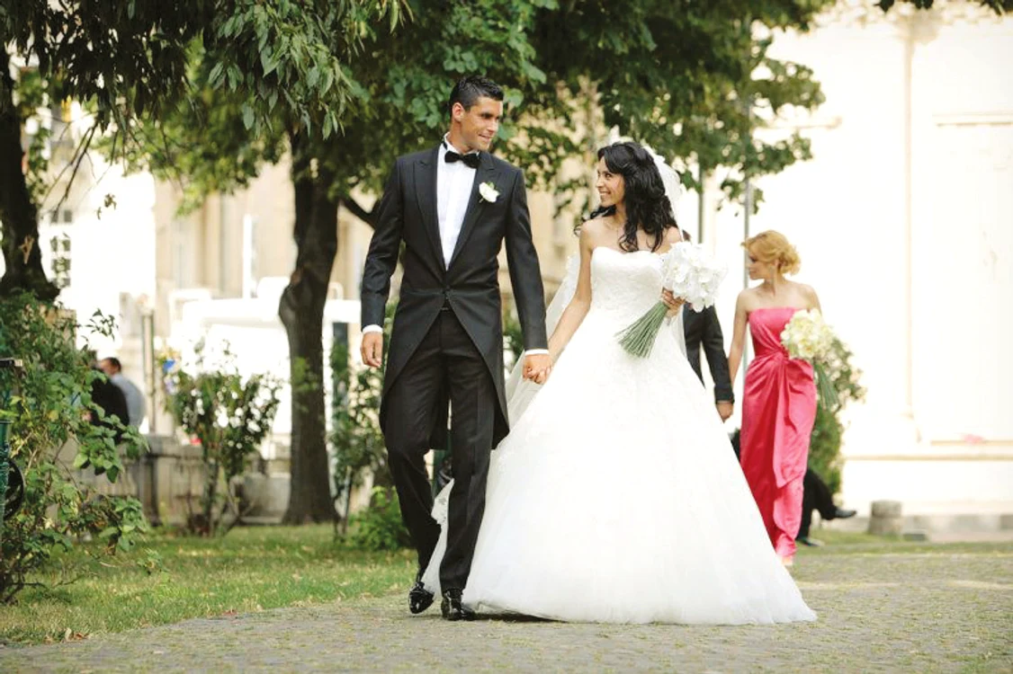 Victor şi Andreea Hănescu, în ziua nunţii lor: 23 iulie 2011