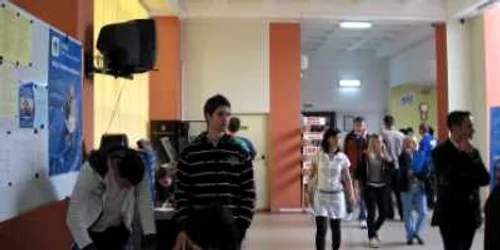 Bistriţa: Foame de locuri de muncă la bursa absolvenţilor