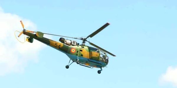 Spectacol aviatic la Baneasa - elicopter FOTO Adevarul/Marian Iliescu