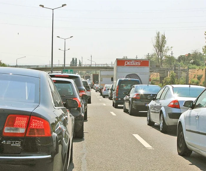 Pe autostradă s-a circulat în condiţii de vizibilitate redusă foto: Click!