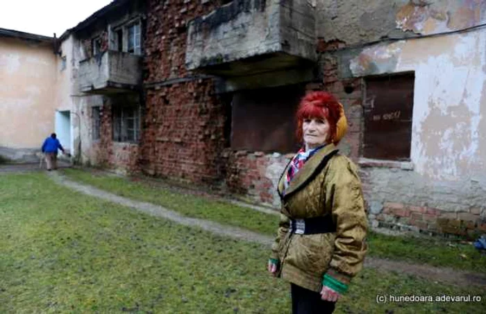 craciuneasa cariera de piatra din munti foto daniel guta