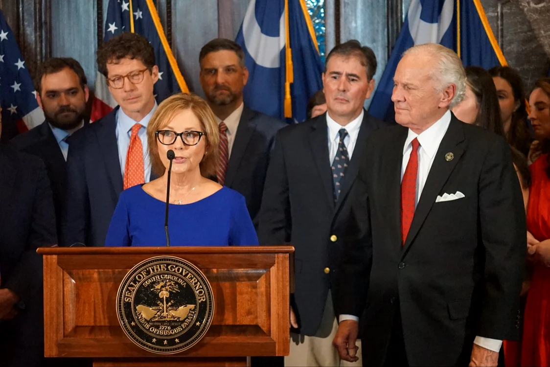 Darline Graham Nordone, sora mai mică a senatorului republican Lindsey Graham/FOTO:X