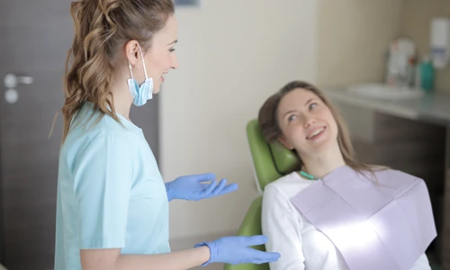 medic stomatolog si pacient jpg