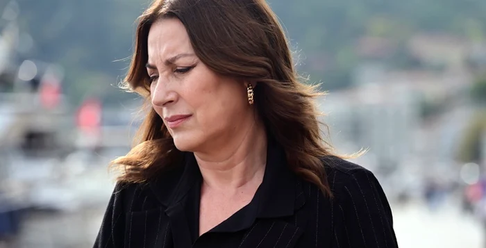 Vahide Perçin o interpretează pe Güzide în „Minciuni de familie” foto: Kanal D 