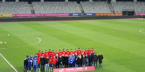 grup poza Spania