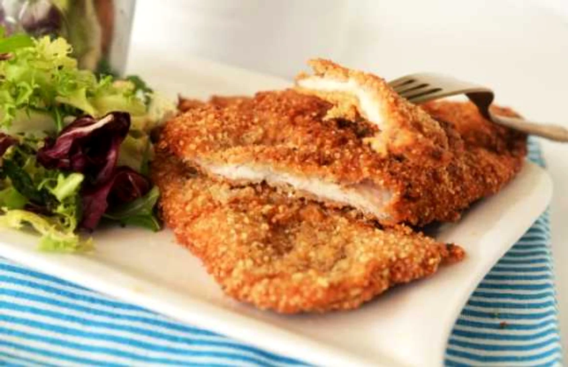 Şniţel în crustă de nucă Foto: www.teoskitchen.ro