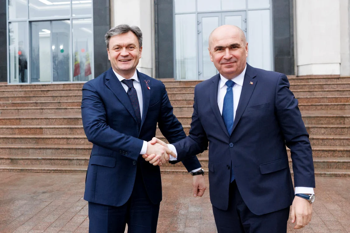 Ilie Bolojan și Dorin Recean au susținut o conferință de presă la Chișinău. FOTO: Facebook