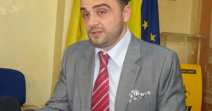 Deputatul Laurenţiu Ţigăeru Roşca nu mai este preşedintele PNL Focşani