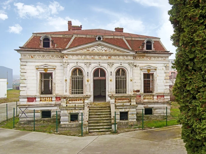 Casa Nicolau - monument istoric de la sfârșitul secolului XIX Foto: Gabriel Ghizdavu-Romania Sotheby