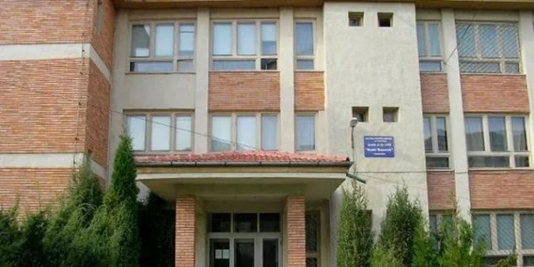 scoala matei basarab targoviste
