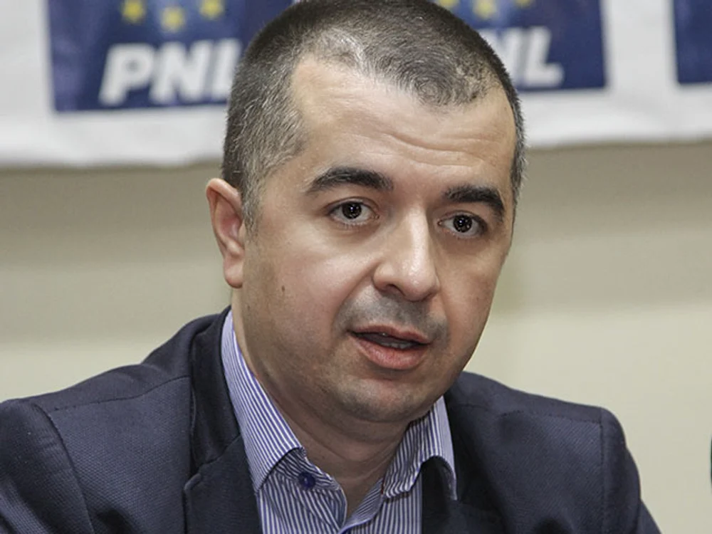 
    Ștefan ilie candidează la primăria orașului TulceaFoto: dobrogeanews.ro  