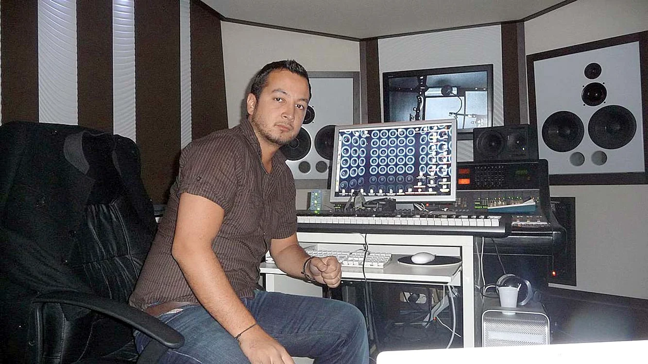 Artista s-a căsătorit în 2007 cu Pascal Boniani Koeu, unul dintre cei mai apreciaţi compozitori din Franţa