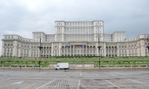 Parlamentul României va adopta o declarație privind legea învățământului din Ucraina  jpeg