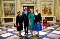 Bianca Brad alaturi de Majestatea Sa Margareta, Principele Radu si Principesa Sofia la seara Curajului Civic la Palatul Regal   Instagram (1) jpg