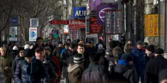 Euro se va scumpi mâine cu peste 50 de bani FOTO: Adevărul