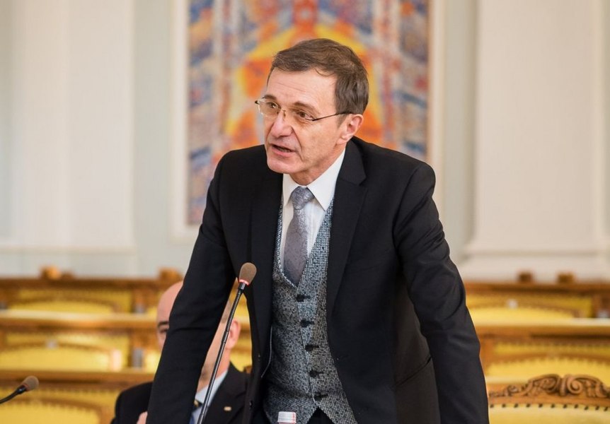 Semnal de alarmǎ tras de mediul academic dupǎ ascensiunea lui Călin Georgescu. Ioan Pop: "Mă îngrijorează posibilitatea de a ne apropia de anumiți dictatori"