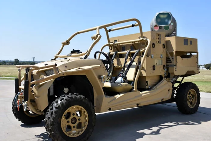 Raytheon buggy de nisip cu laser de mare putere