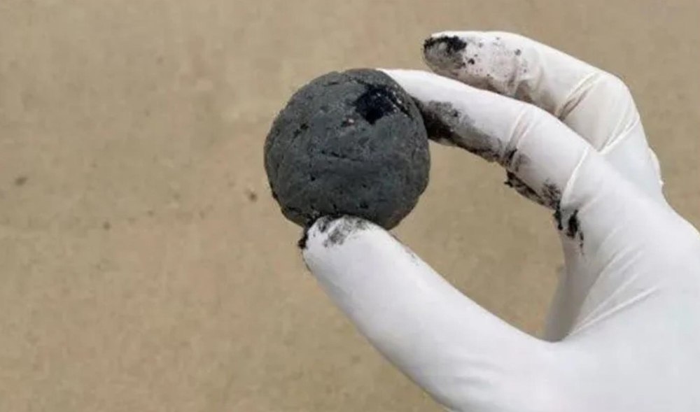 Misterul micilor sfere negre care au apărut pe plajele din Sydney luna trecută a fost descifrat. Cercetătorii au aflat din ce sunt compuse