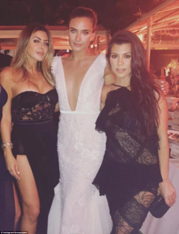 Mireasa Isabela Ranger, pozată alături de Larsa Pippen, soția fostului star NBA Scottie Pippen și Kourtney Kardashian