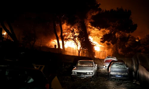 Incendiu Grecia langa Atena FOTO AFP