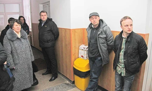 De câteva zile,  copilul problemă  este singurul care  vine la cursuri jpeg